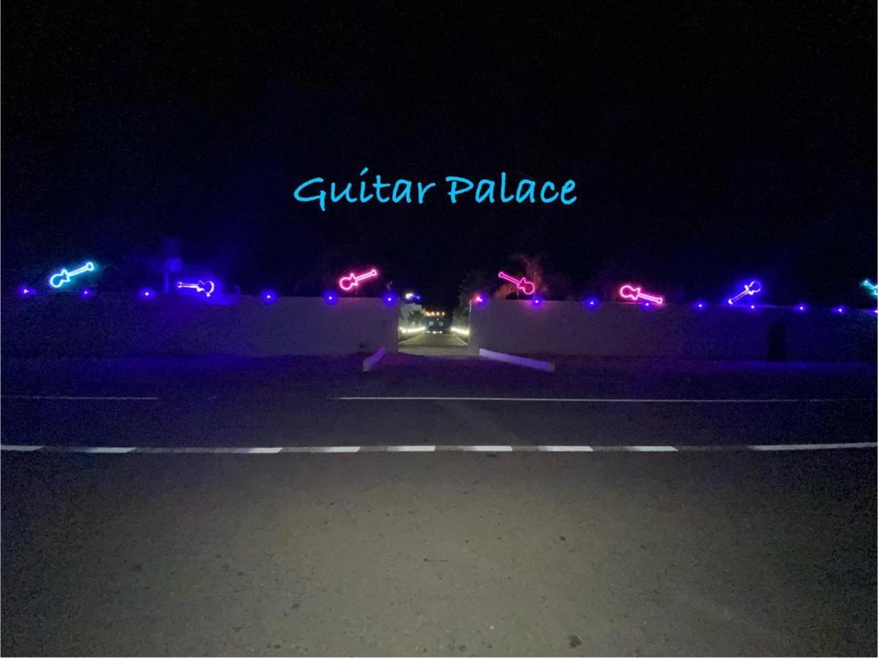 Ecohame - Oeko-Hain - Ecohaven - Ecobrio Guitar Palace Bni Quolla Exteriör bild