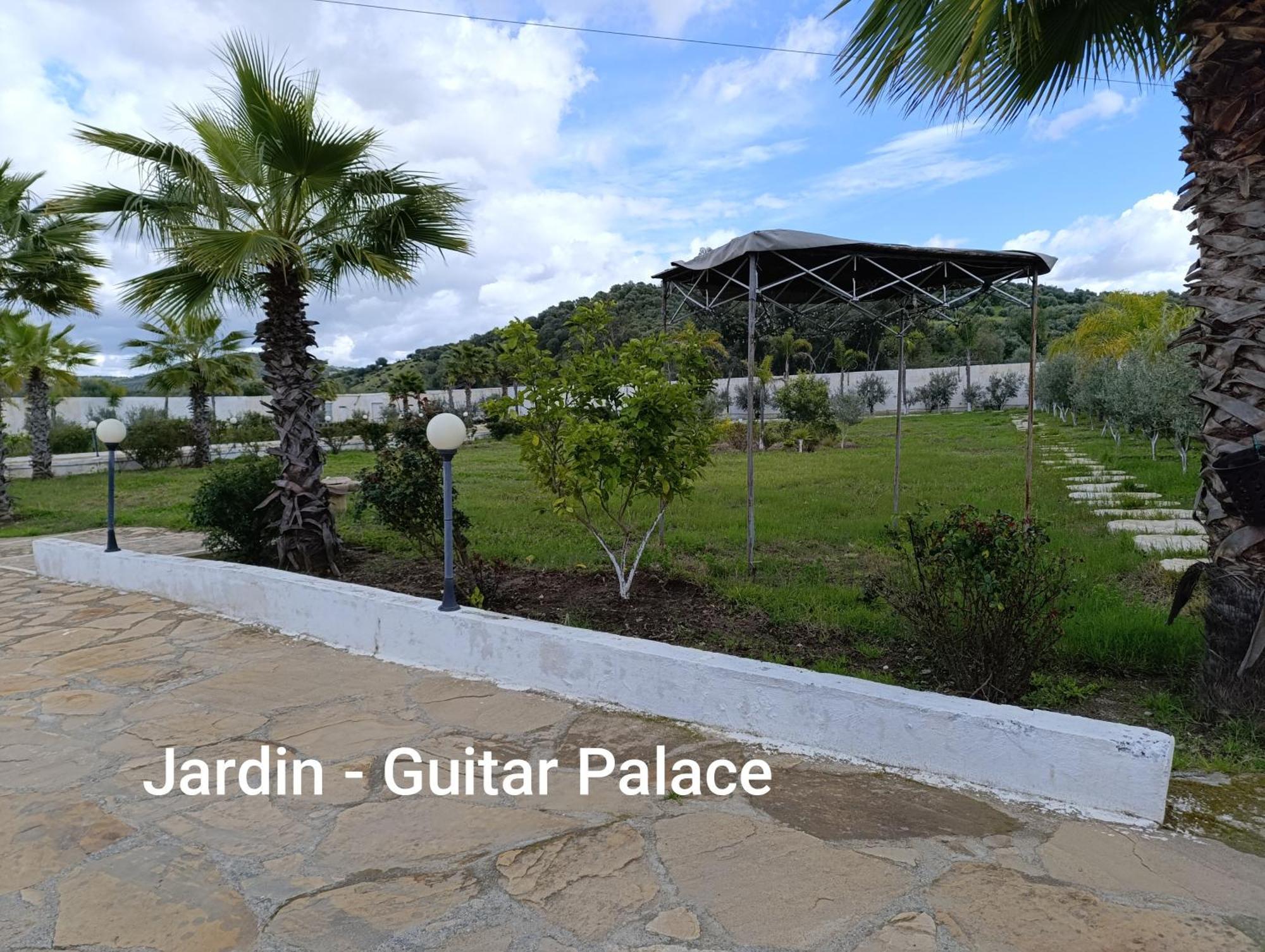 Ecohame - Oeko-Hain - Ecohaven - Ecobrio Guitar Palace Bni Quolla Exteriör bild